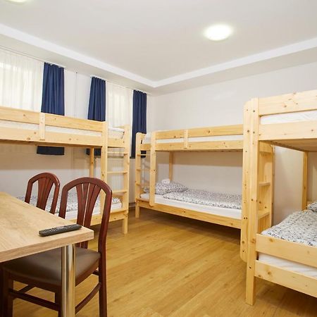 Hostel Delalut Ravne na Koroskem Zewnętrze zdjęcie