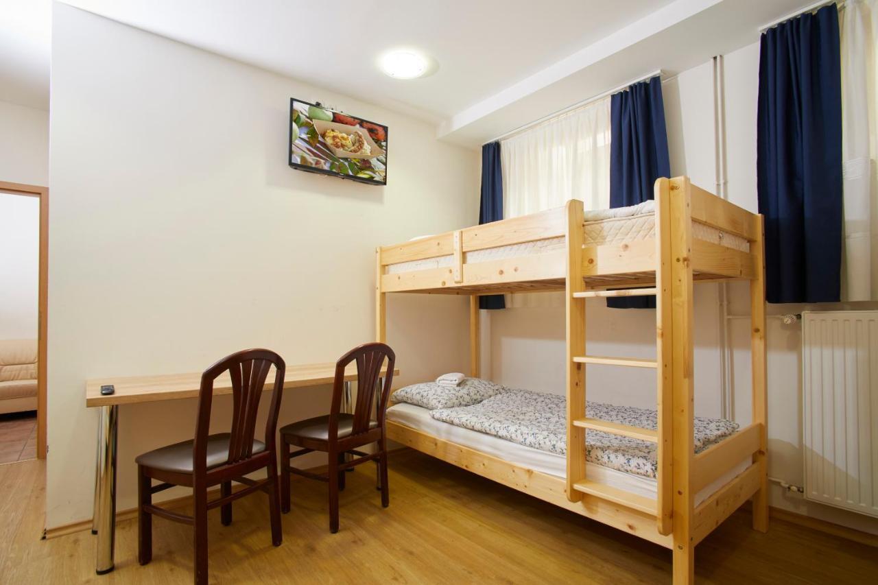 Hostel Delalut Ravne na Koroskem Zewnętrze zdjęcie