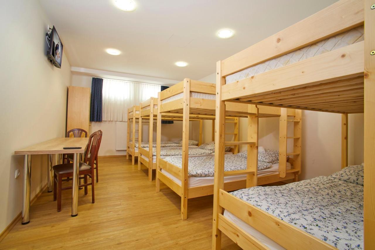 Hostel Delalut Ravne na Koroskem Zewnętrze zdjęcie